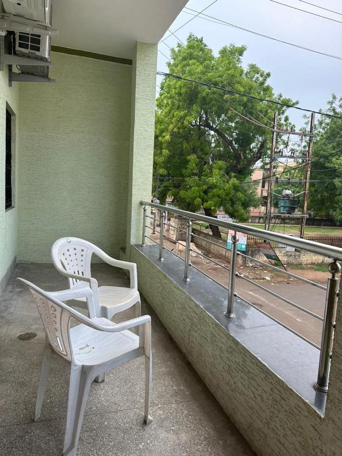 Sunrays - Unique 3Bhk In The Heart Of The City Gwalior Exterior photo